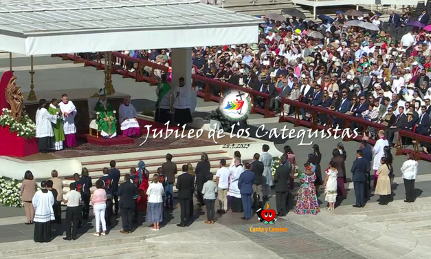 León XIV: «El Catecismo es el ‘instrumento de viaje’ que nos protege  del individualismo y las discordias, porque confirma la fe de toda la Iglesia».