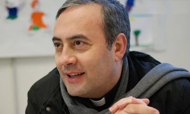 Una ‘sala para escuchar’ se abre en el Vaticano para todo tipo de peregrinos.