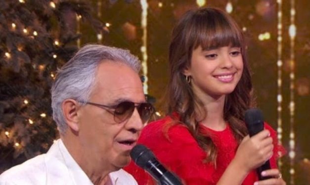 Andrea Bocelli, a su hija confirmada: «El Espíritu Santo es una llama que siempre llevarás contigo».