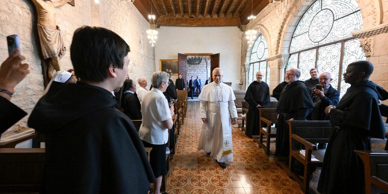 León XIV a los agustinos de Cataluña: Compartan su riqueza espiritual.